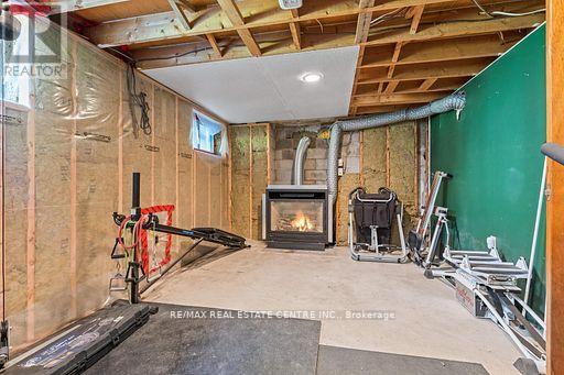 44 Willow Street S, Halton Hills (Ac Acton), Ontario  L7J 2A2 - Photo 21 - W13677802