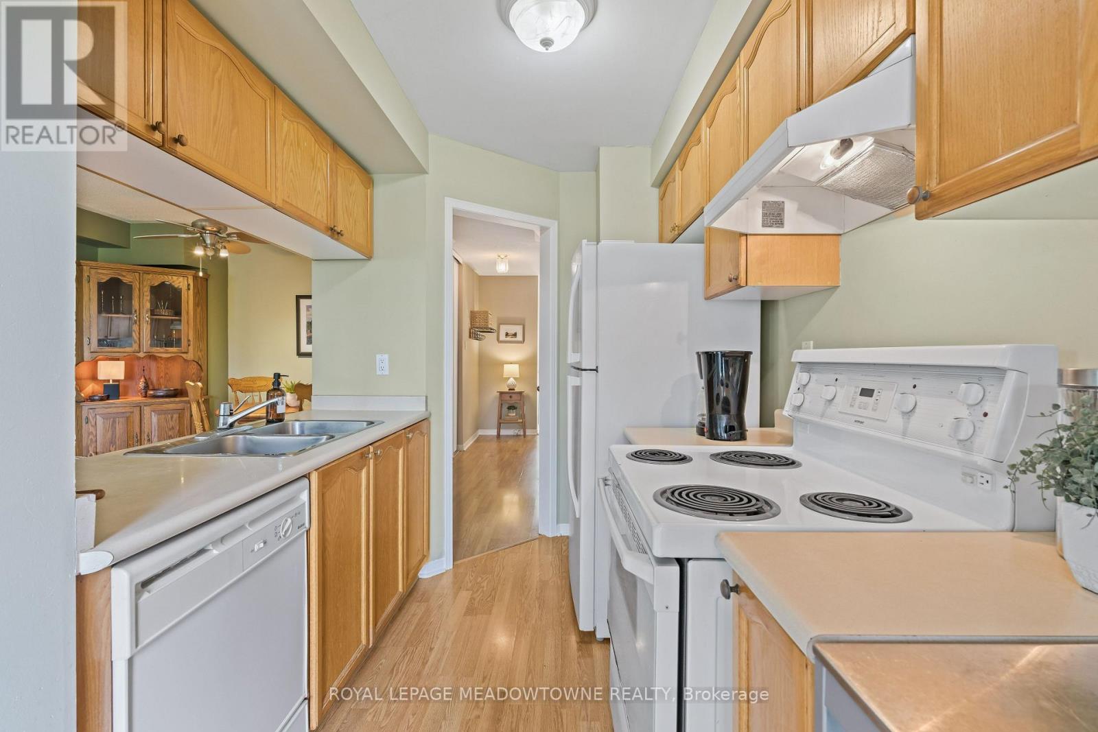 23 Stewart Maclaren Road, Halton Hills (Georgetown), Ontario  L7G 5L8 - Photo 16 - W13678192