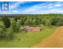 <div class="price">$2,200,000</div> 14146 Crewsons Line, Milton (Na Rural Nassagaweya)<br><div style="margin-bottom:8px;"><small>Century 21 Kennect Realty</small></div><div class='bed_bath'>3 Bed | 3 Bath</div>
