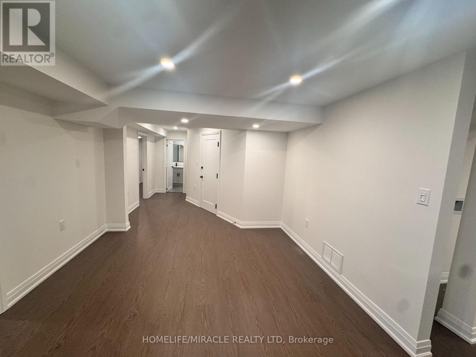 14 Berton Boulevard, Halton Hills (Georgetown), Ontario  L7G 6A5 - Photo 20 - W13680266