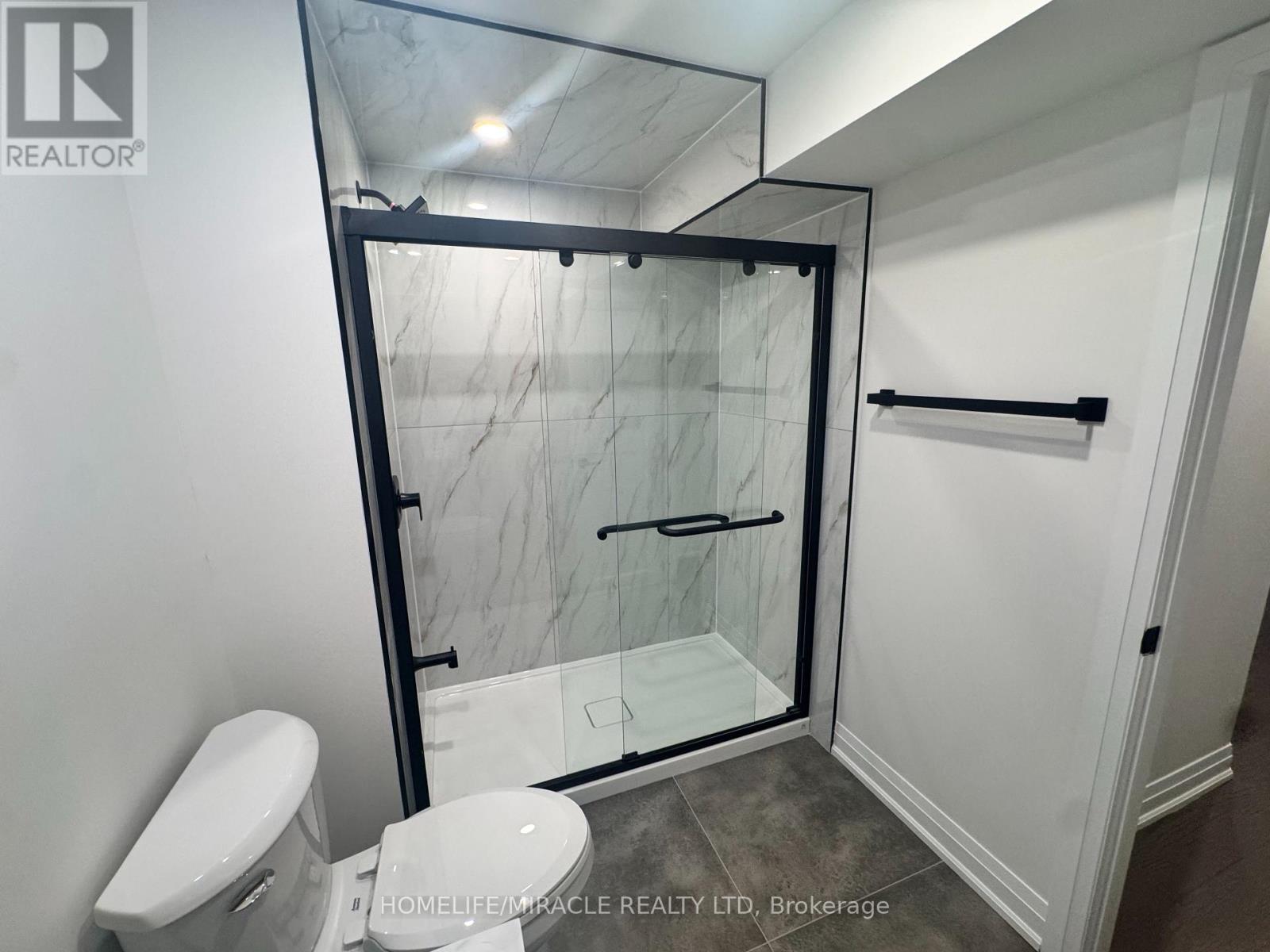 14 Berton Boulevard, Halton Hills (Georgetown), Ontario  L7G 6A5 - Photo 25 - W13680266