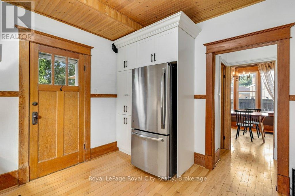 9 Wilbur Street N, Halton Hills (Ac Acton), Ontario  L7J 2C3 - Photo 24 - W13680606