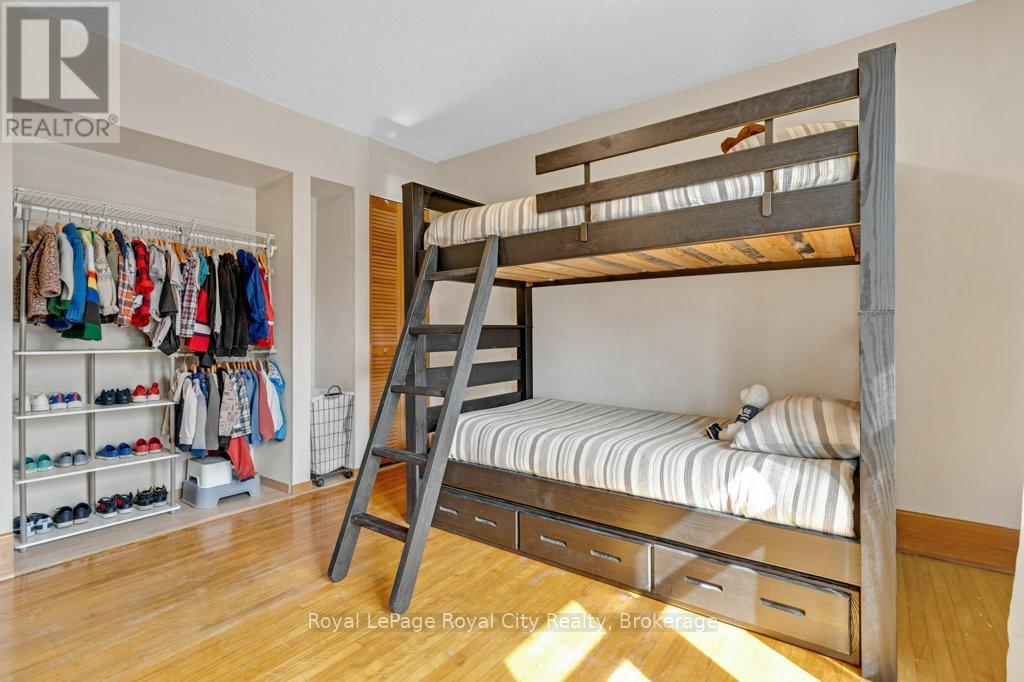 9 Wilbur Street N, Halton Hills (Ac Acton), Ontario  L7J 2C3 - Photo 33 - W13680606