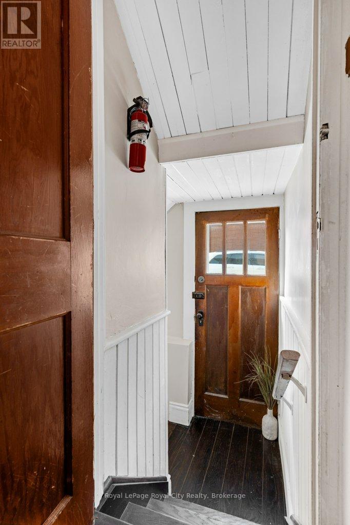 9 Wilbur Street N, Halton Hills (Ac Acton), Ontario  L7J 2C3 - Photo 37 - W13680606