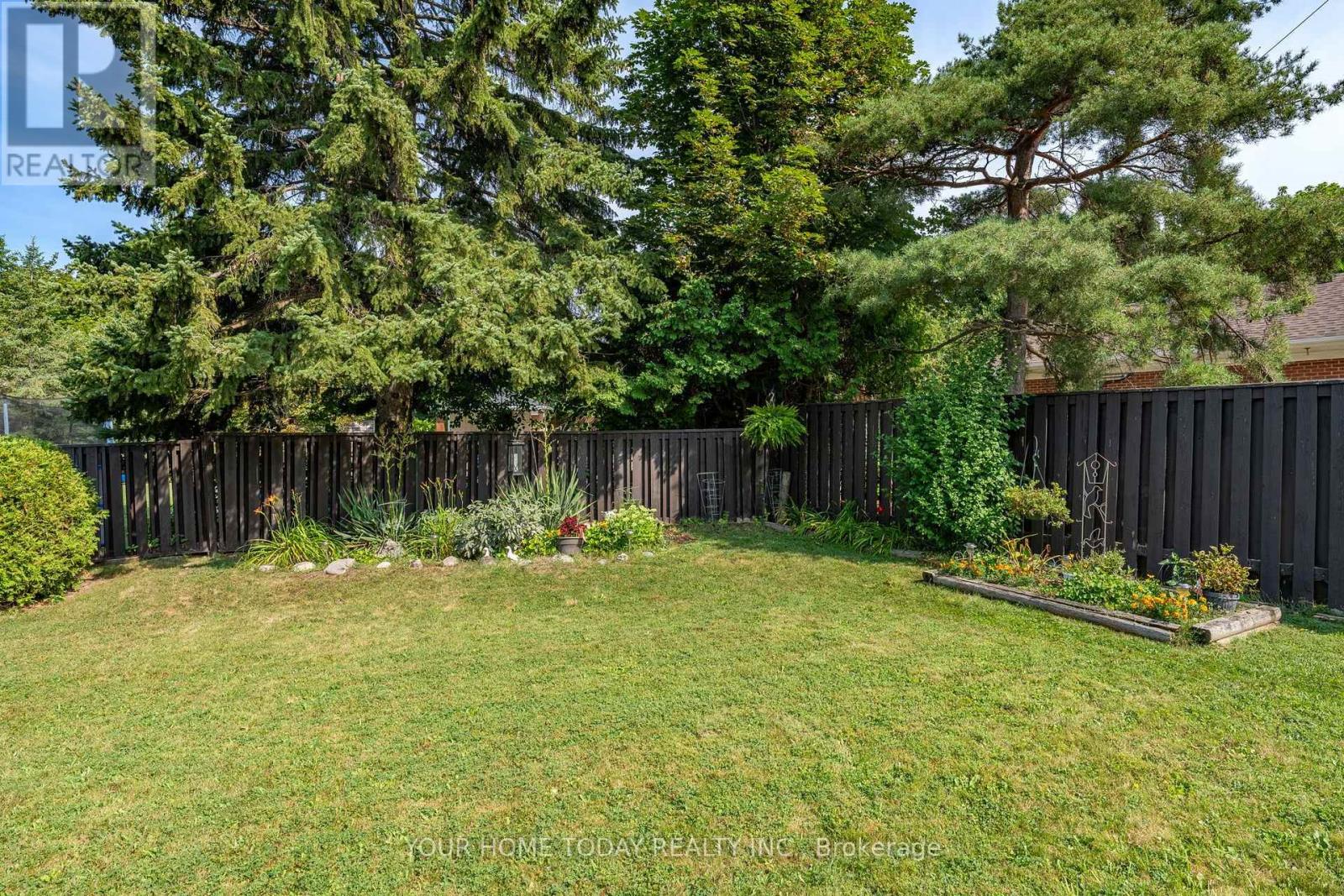 10 Marilyn Crescent, Halton Hills (Georgetown), Ontario  L7G 1K4 - Photo 39 - W13683380