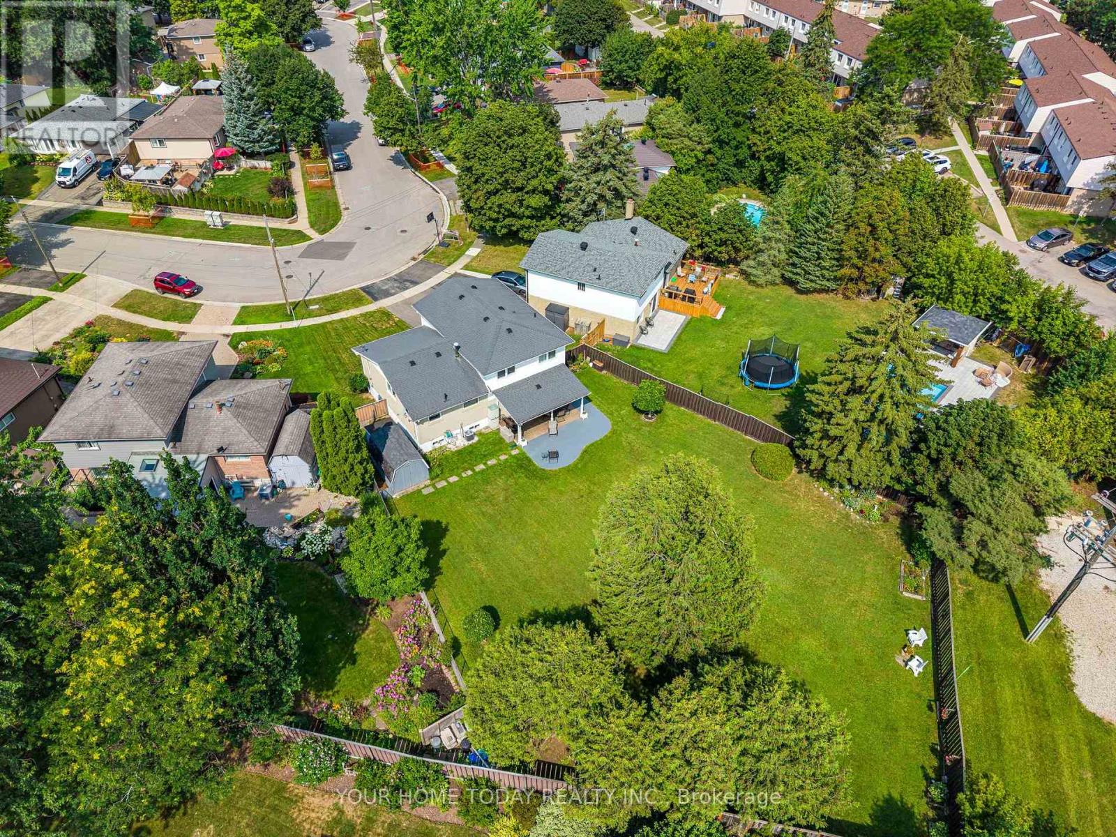 10 Marilyn Crescent, Halton Hills (Georgetown), Ontario  L7G 1K4 - Photo 44 - W13683380