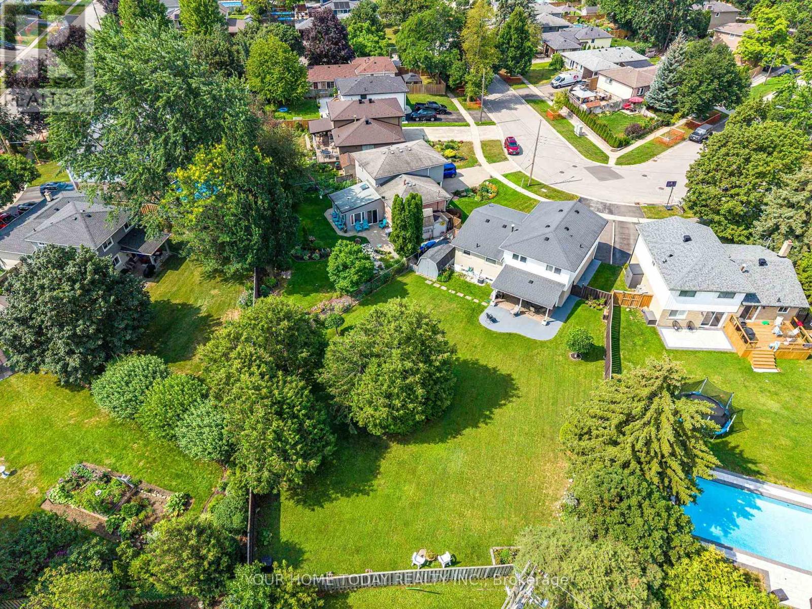 10 Marilyn Crescent, Halton Hills (Georgetown), Ontario  L7G 1K4 - Photo 45 - W13683380