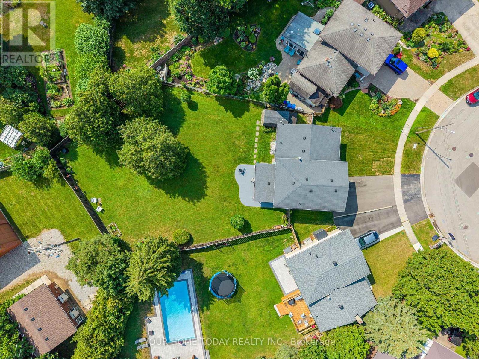 10 Marilyn Crescent, Halton Hills (Georgetown), Ontario  L7G 1K4 - Photo 46 - W13683380