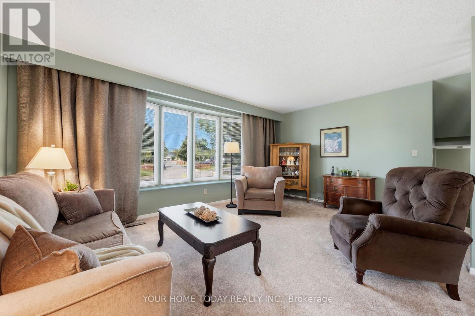 10 Marilyn Crescent, Halton Hills (Georgetown), Ontario  L7G 1K4 - Photo 6 - W13683380