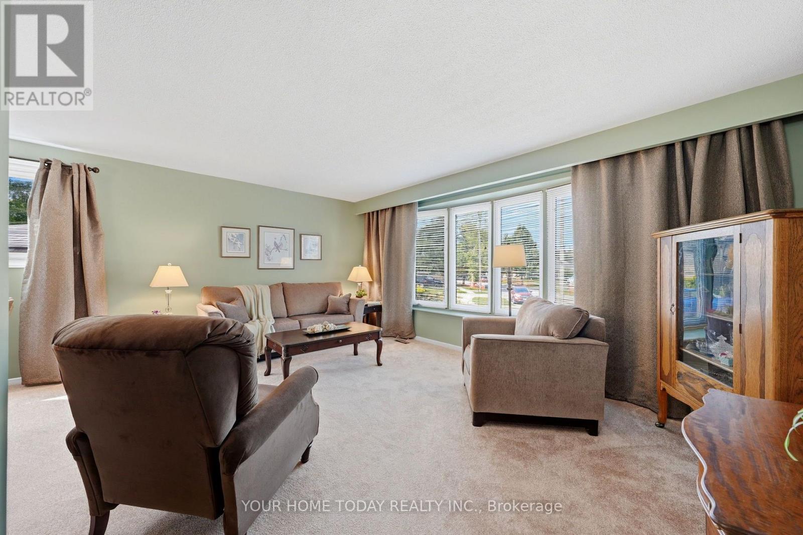 10 Marilyn Crescent, Halton Hills (Georgetown), Ontario  L7G 1K4 - Photo 7 - W13683380