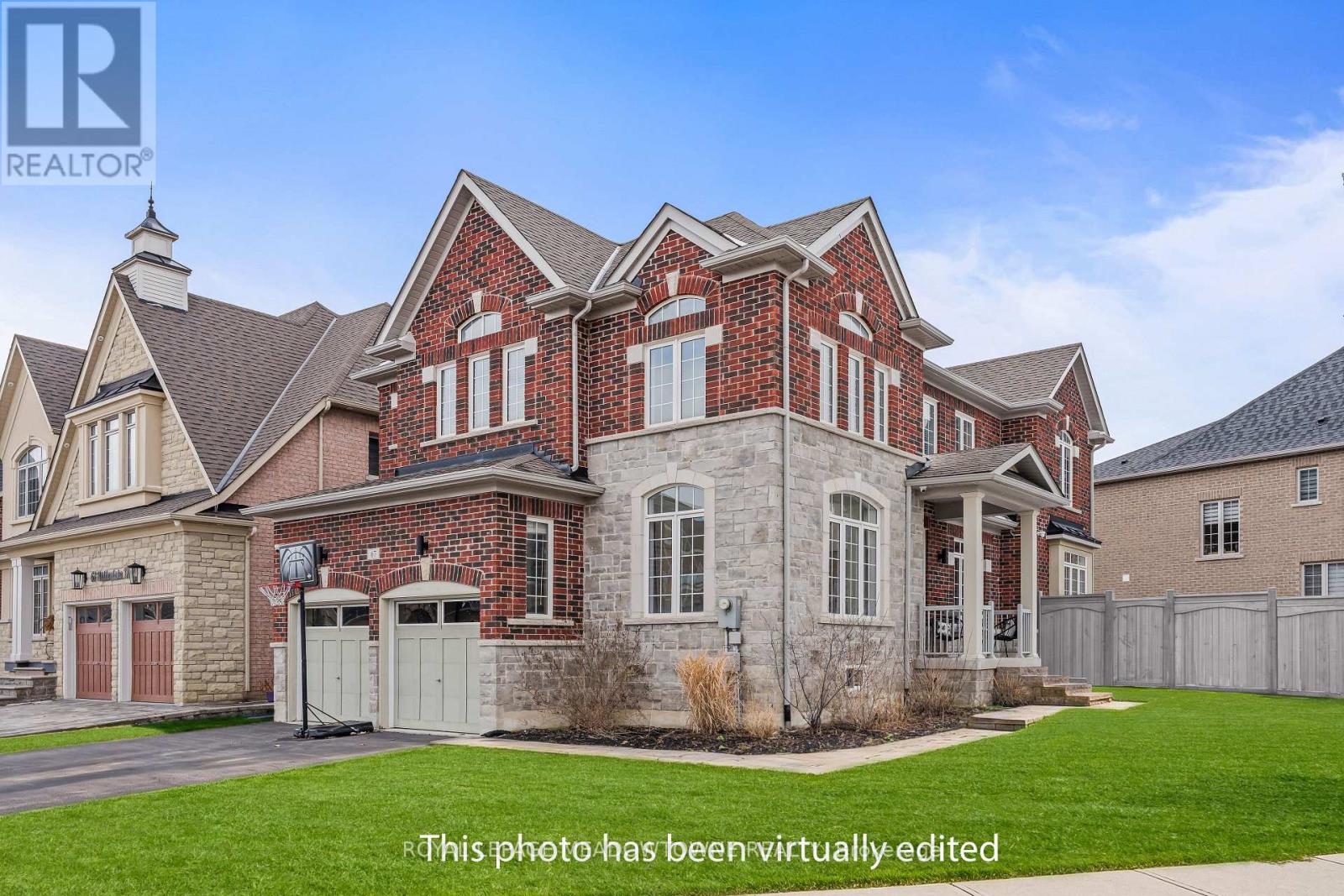 67 Hidden Lake Trail, Halton Hills (Georgetown), Ontario  L7G 0K6 - Photo 2 - W13684106