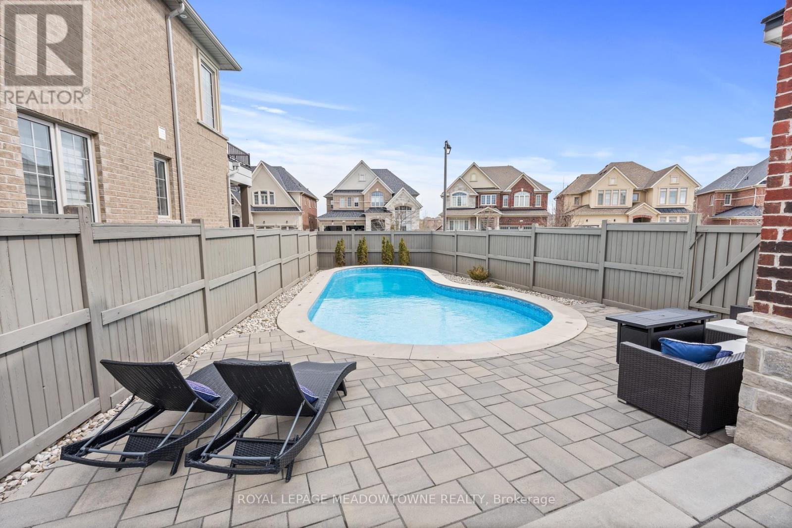 67 Hidden Lake Trail, Halton Hills (Georgetown), Ontario  L7G 0K6 - Photo 41 - W13684106