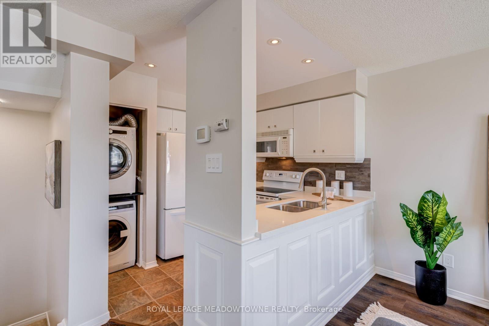 85 - 2 Wylie Circle, Halton Hills (Georgetown), Ontario  L7G 5M1 - Photo 19 - W13684166