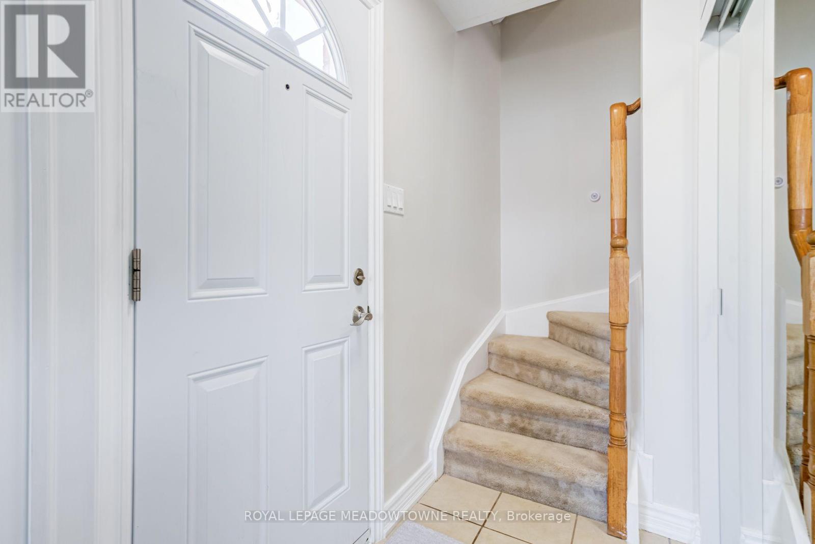 85 - 2 Wylie Circle, Halton Hills (Georgetown), Ontario  L7G 5M1 - Photo 6 - W13684166