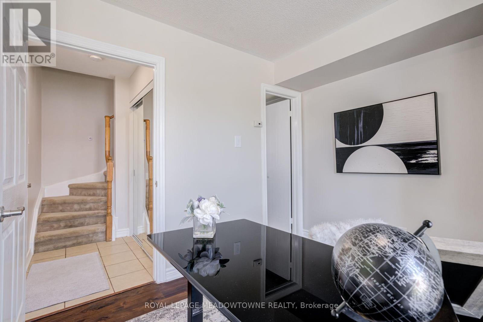 85 - 2 Wylie Circle, Halton Hills (Georgetown), Ontario  L7G 5M1 - Photo 9 - W13684166
