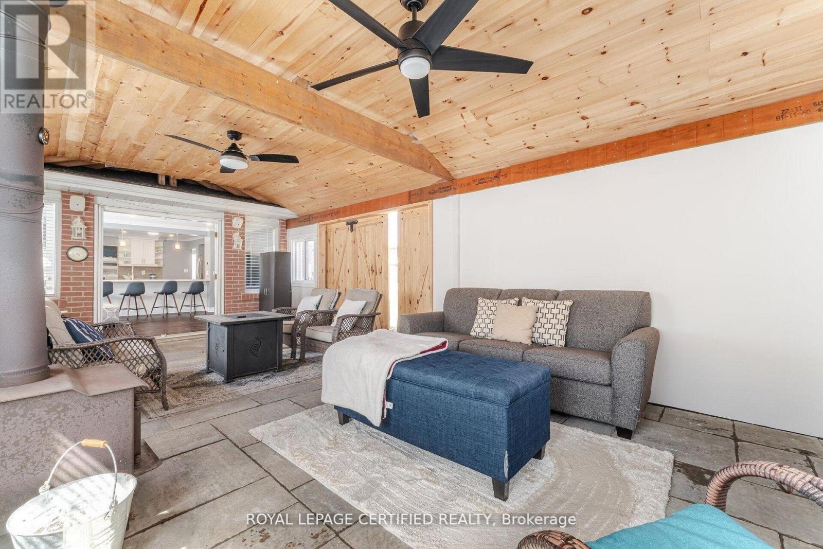 5 Stockman Crescent, Halton Hills (Georgetown), Ontario  L7G 1J5 - Photo 18 - W13686114