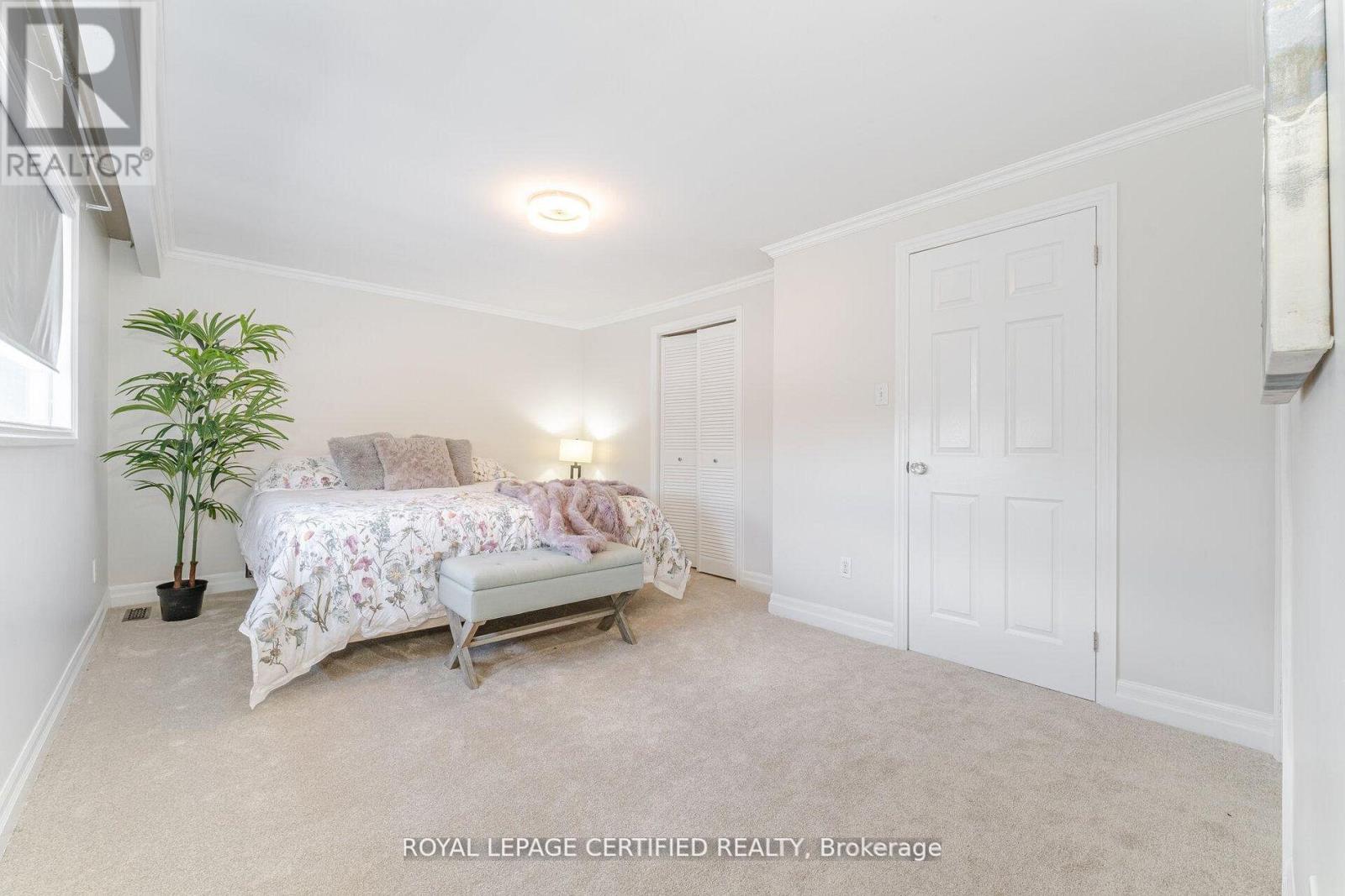 5 Stockman Crescent, Halton Hills (Georgetown), Ontario  L7G 1J5 - Photo 23 - W13686114