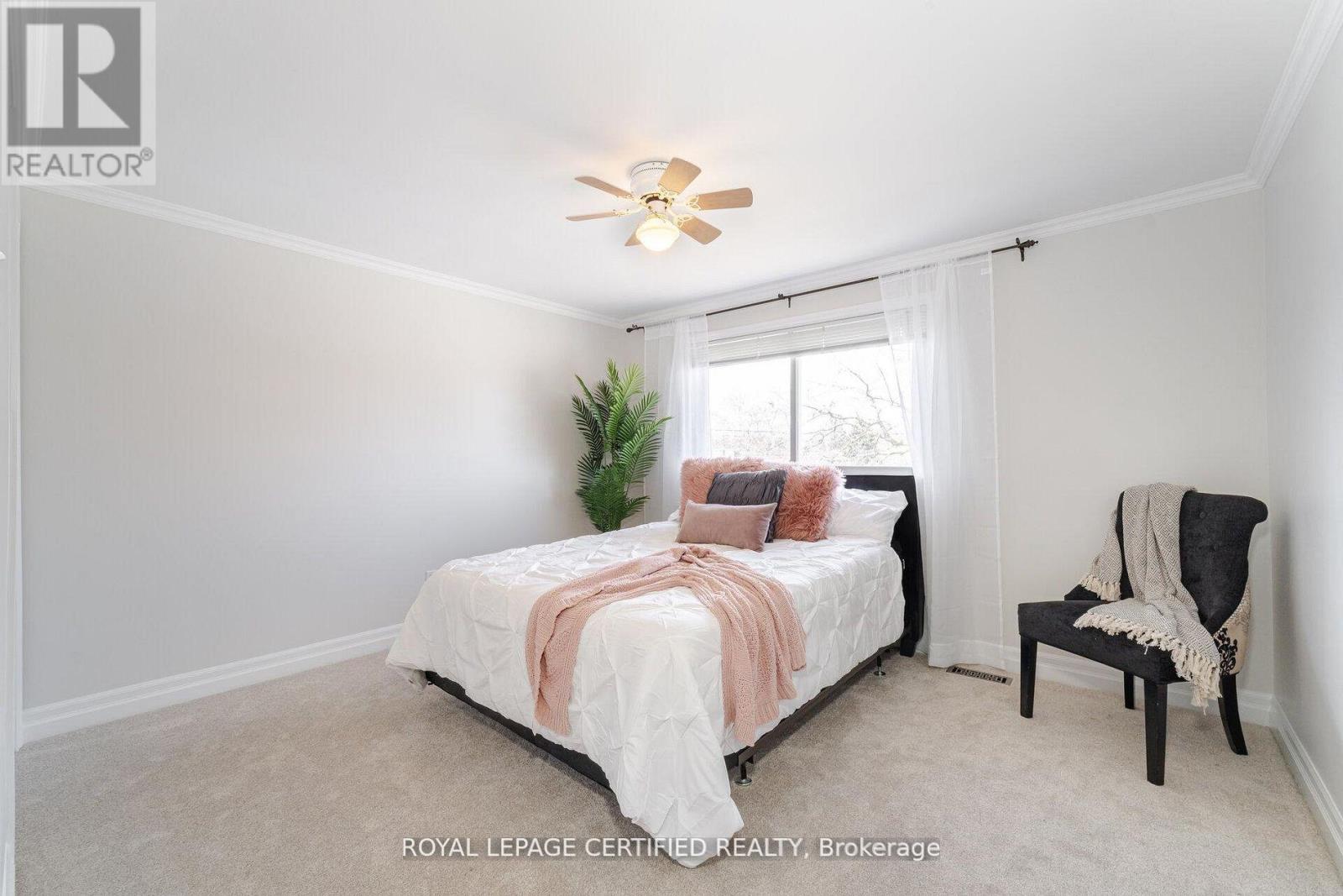 5 Stockman Crescent, Halton Hills (Georgetown), Ontario  L7G 1J5 - Photo 31 - W13686114