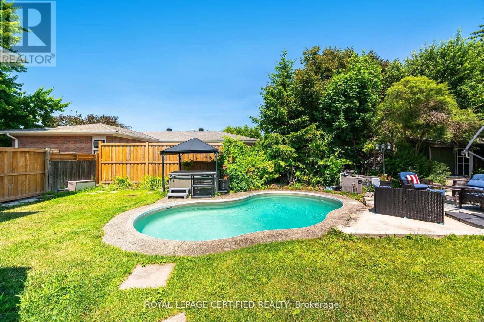 5 Stockman Crescent, Halton Hills (Georgetown), Ontario  L7G 1J5 - Photo 45 - W13686114