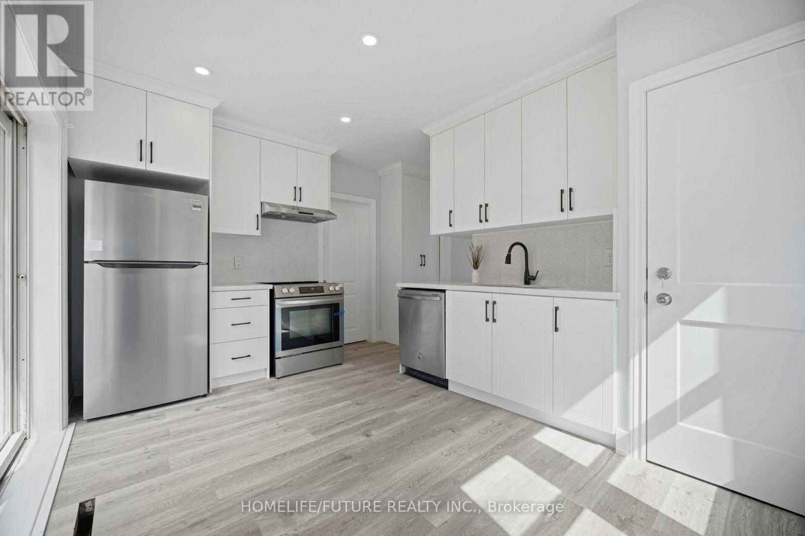 33 Brock Street, Halton Hills (Ac Acton), Ontario  L7J 1N3 - Photo 13 - W13687244