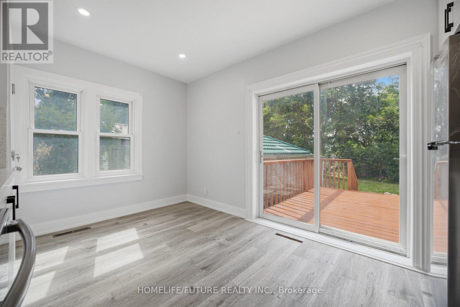 33 Brock Street, Halton Hills (Ac Acton), Ontario  L7J 1N3 - Photo 15 - W13687244