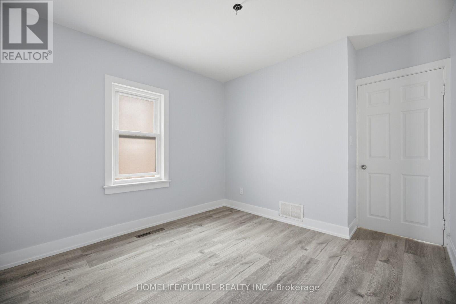 33 Brock Street, Halton Hills (Ac Acton), Ontario  L7J 1N3 - Photo 20 - W13687244