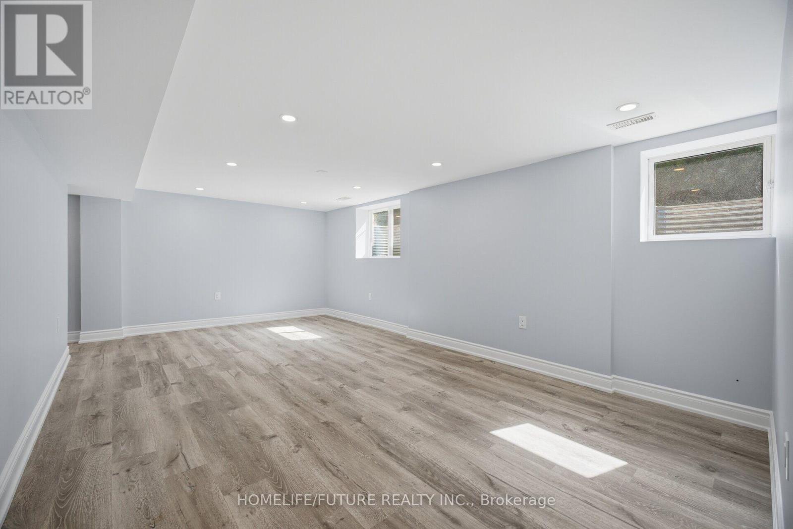 33 Brock Street, Halton Hills (Ac Acton), Ontario  L7J 1N3 - Photo 32 - W13687244