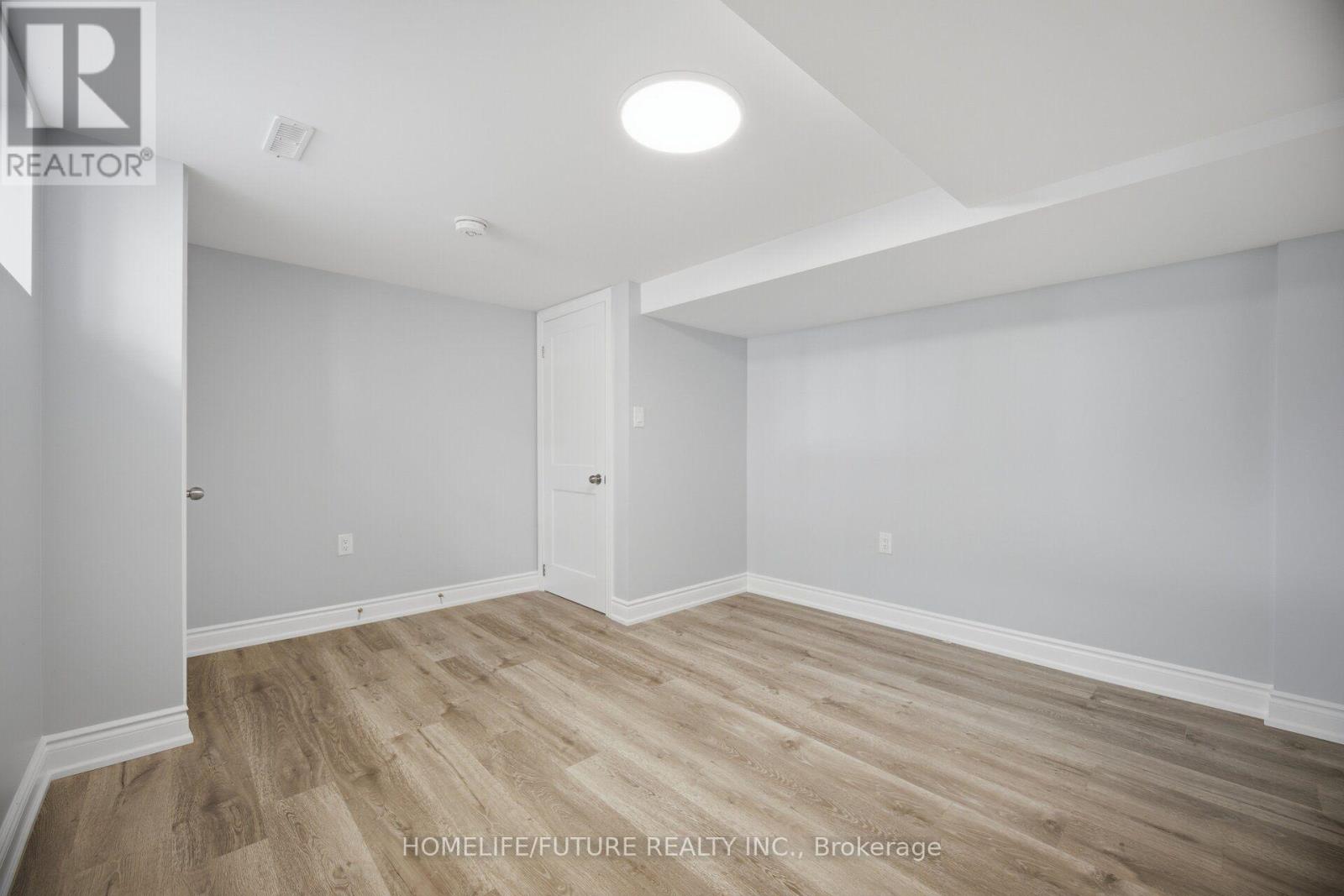 33 Brock Street, Halton Hills (Ac Acton), Ontario  L7J 1N3 - Photo 37 - W13687244