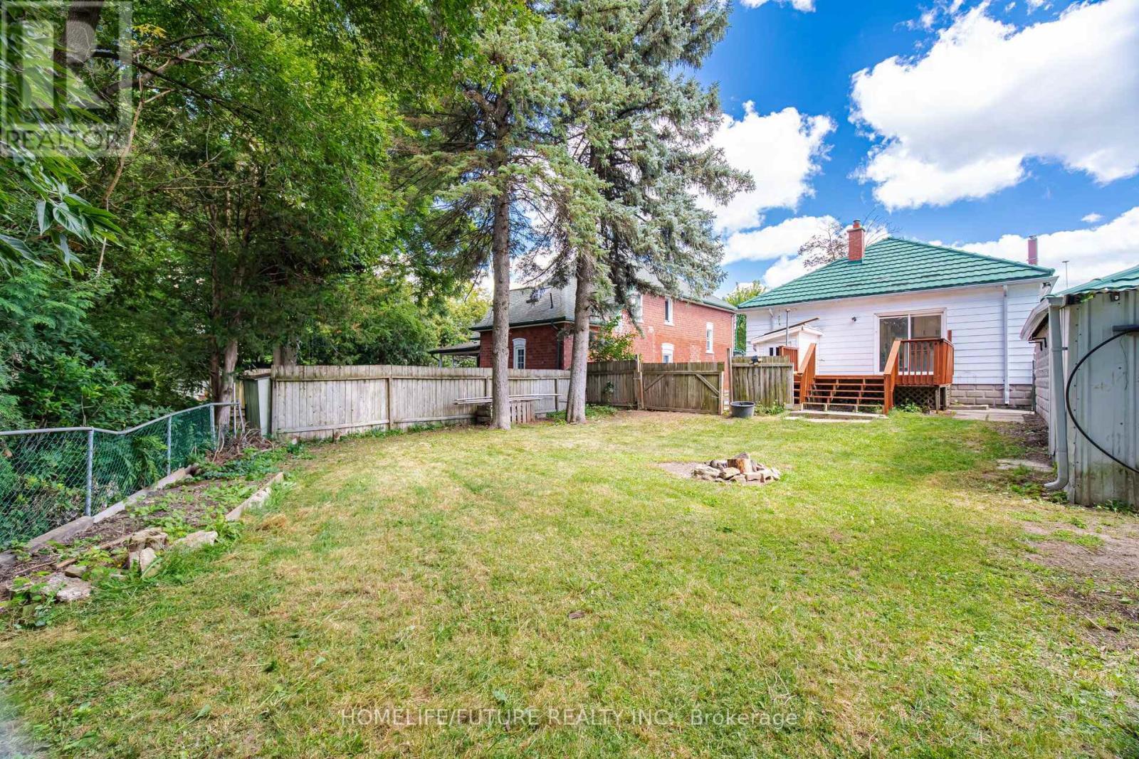 33 Brock Street, Halton Hills (Ac Acton), Ontario  L7J 1N3 - Photo 48 - W13687244