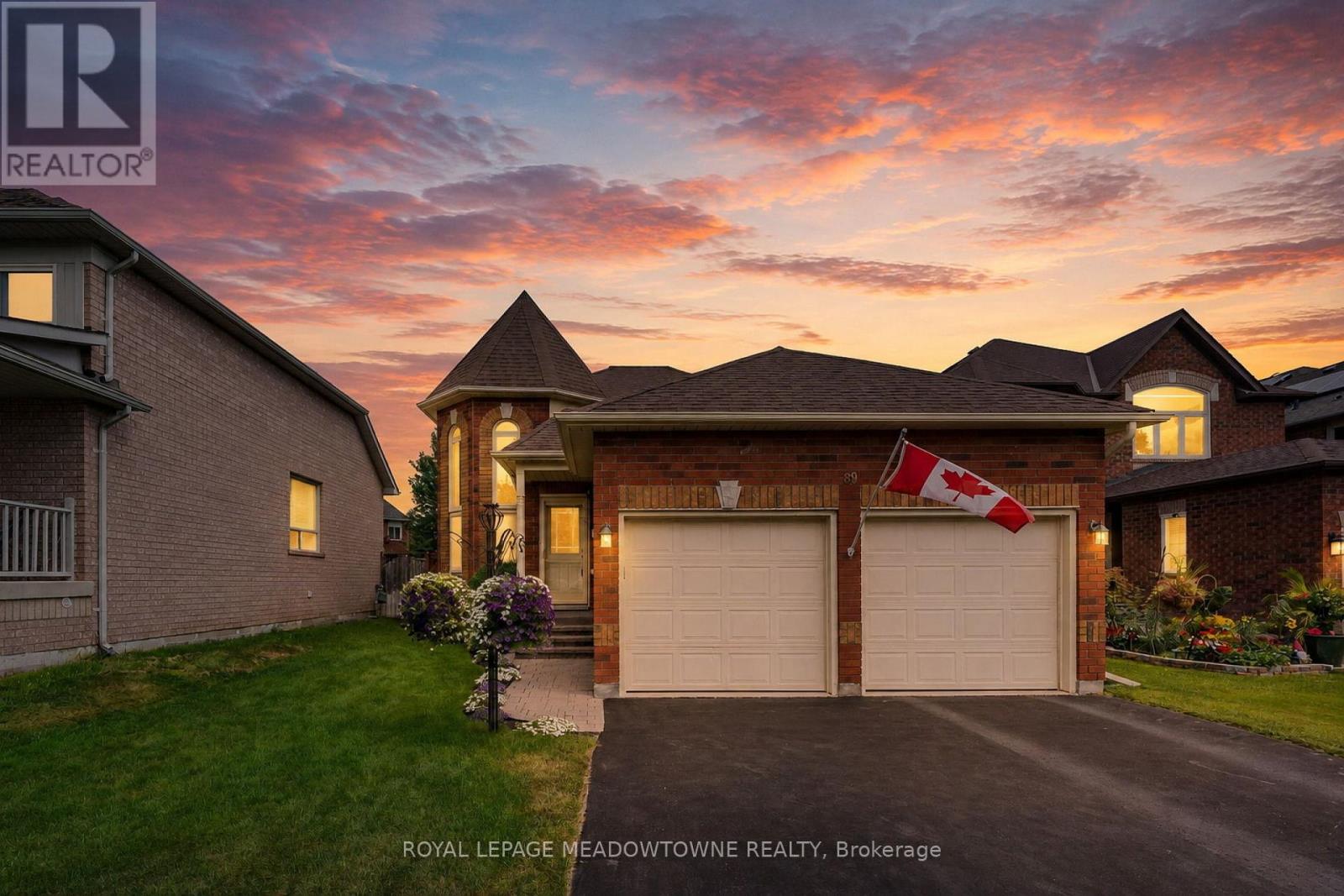 89 Standish Street, Halton Hills (Georgetown), Ontario  L7G 5W3 - Photo 1 - W13688290