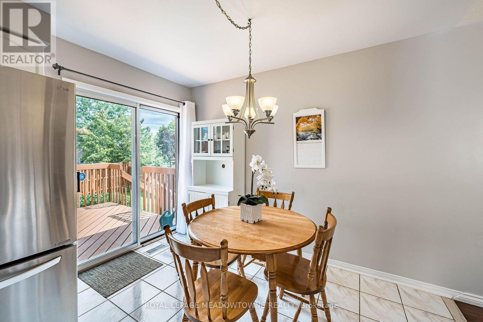 89 Standish Street, Halton Hills (Georgetown), Ontario  L7G 5W3 - Photo 14 - W13688290