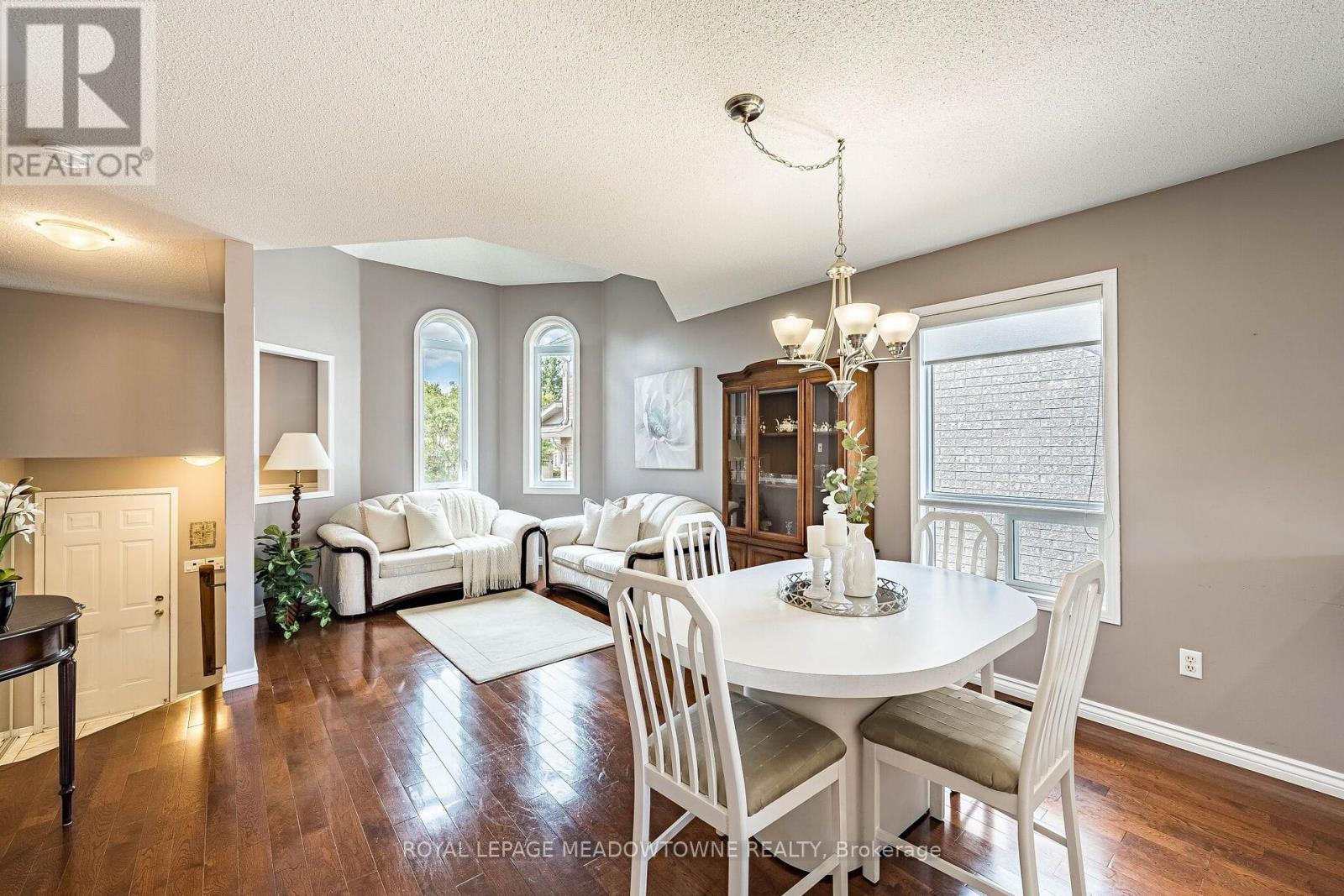 89 Standish Street, Halton Hills (Georgetown), Ontario  L7G 5W3 - Photo 7 - W13688290
