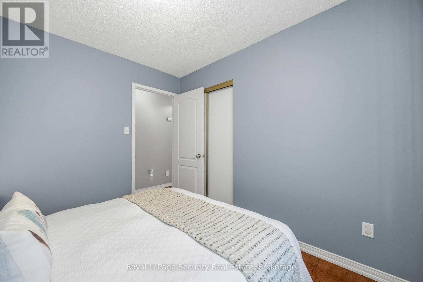 46 Birchway Place, Halton Hills (Ac Acton), Ontario  L7J 2X7 - Photo 28 - W13688450