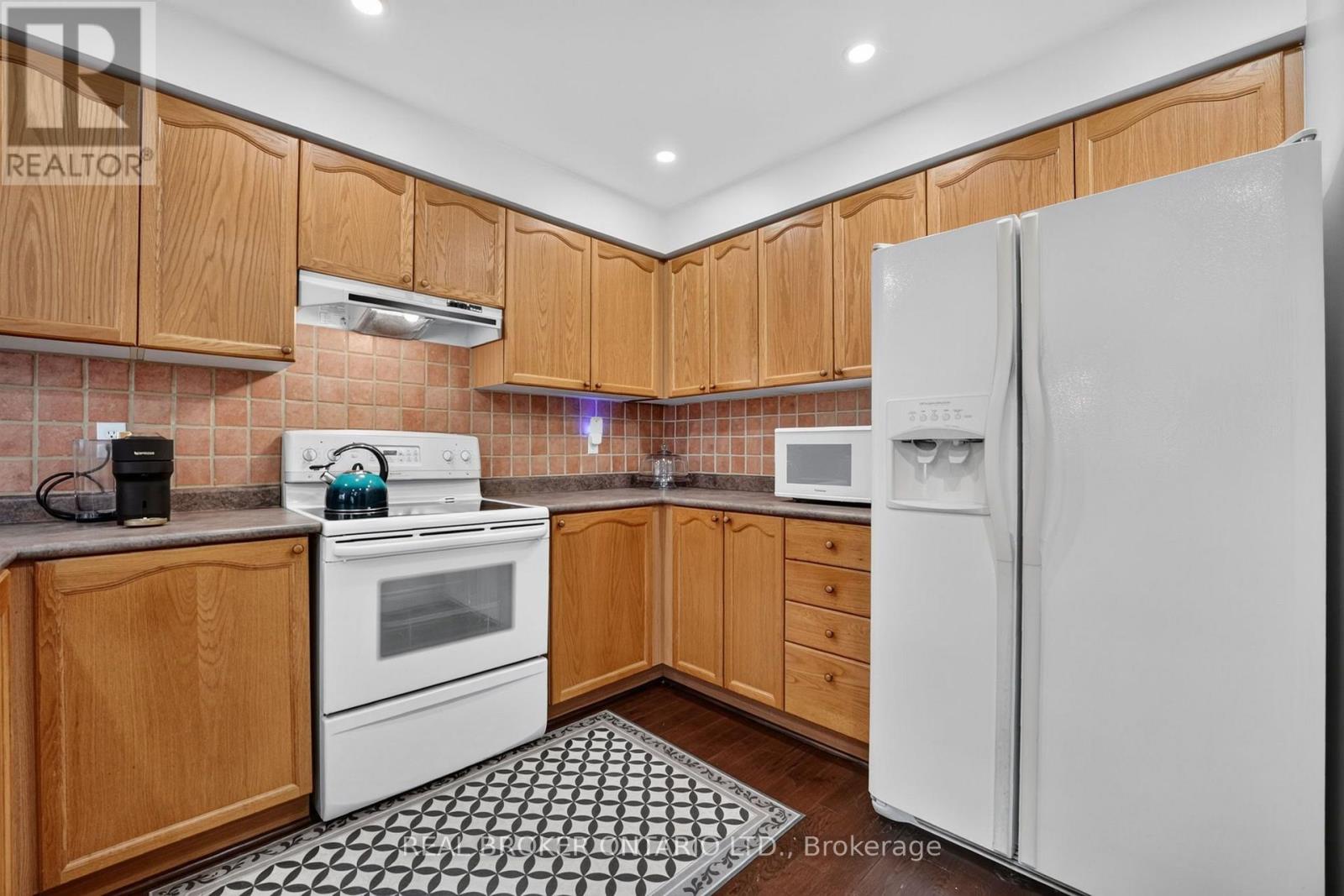 35 Belmont Boulevard, Halton Hills (Georgetown), Ontario  L7G 6B9 - Photo 14 - W13691206
