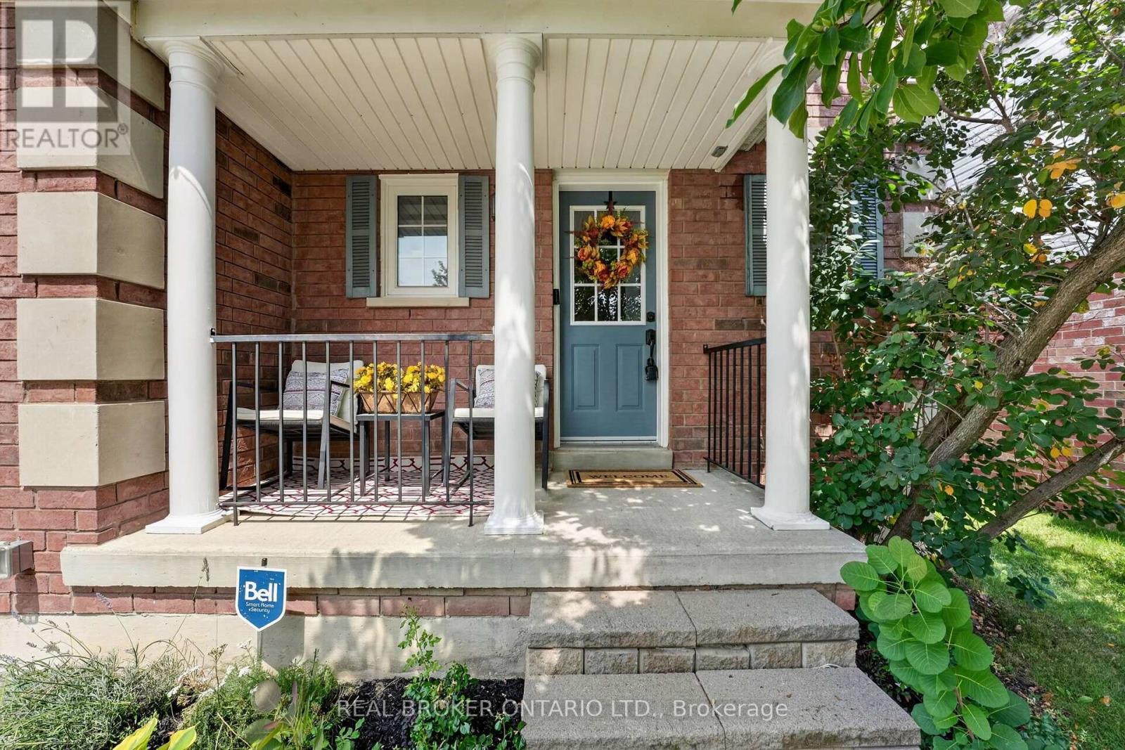 35 Belmont Boulevard, Halton Hills (Georgetown), Ontario  L7G 6B9 - Photo 3 - W13691206