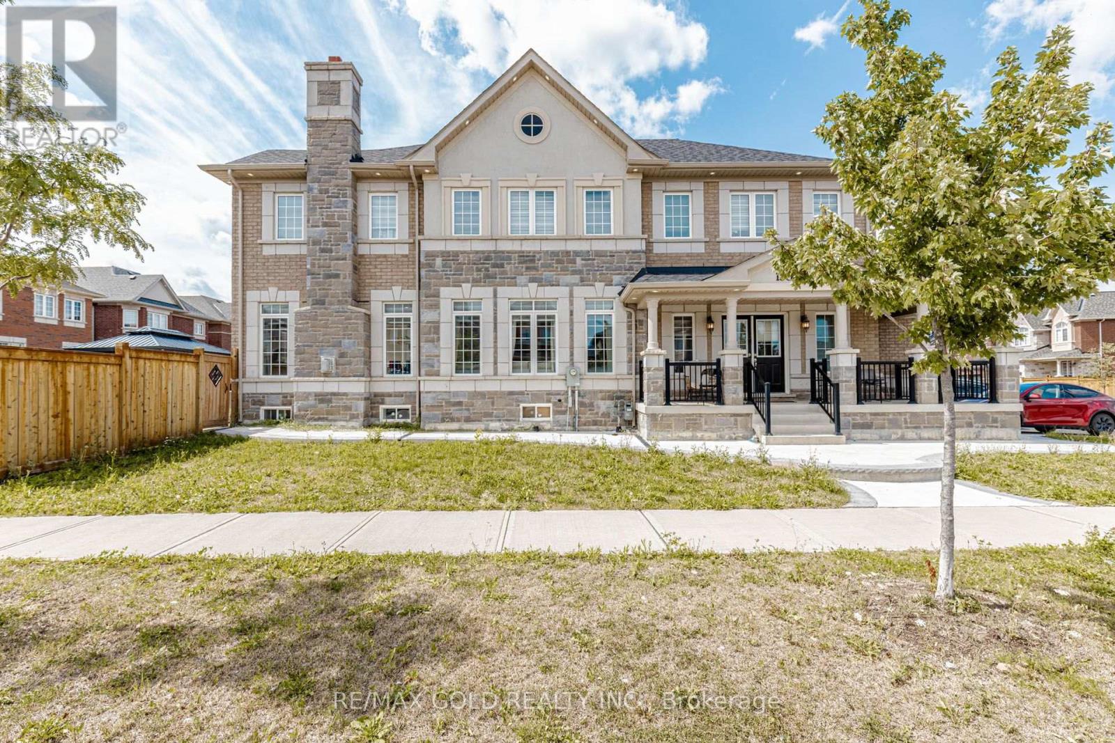 15351 Danby Road, Halton Hills (Georgetown), Ontario  L7G 0H6 - Photo 1 - W13691558