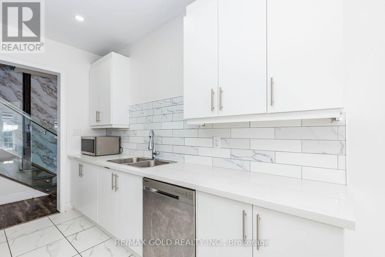 15351 Danby Road, Halton Hills (Georgetown), Ontario  L7G 0H6 - Photo 22 - W13691558