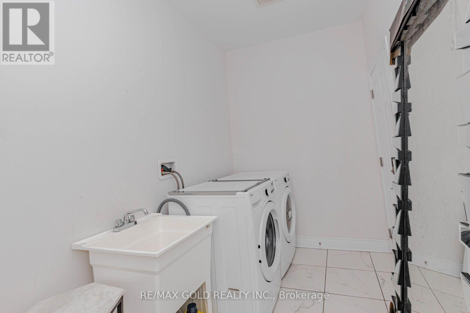 15351 Danby Road, Halton Hills (Georgetown), Ontario  L7G 0H6 - Photo 24 - W13691558
