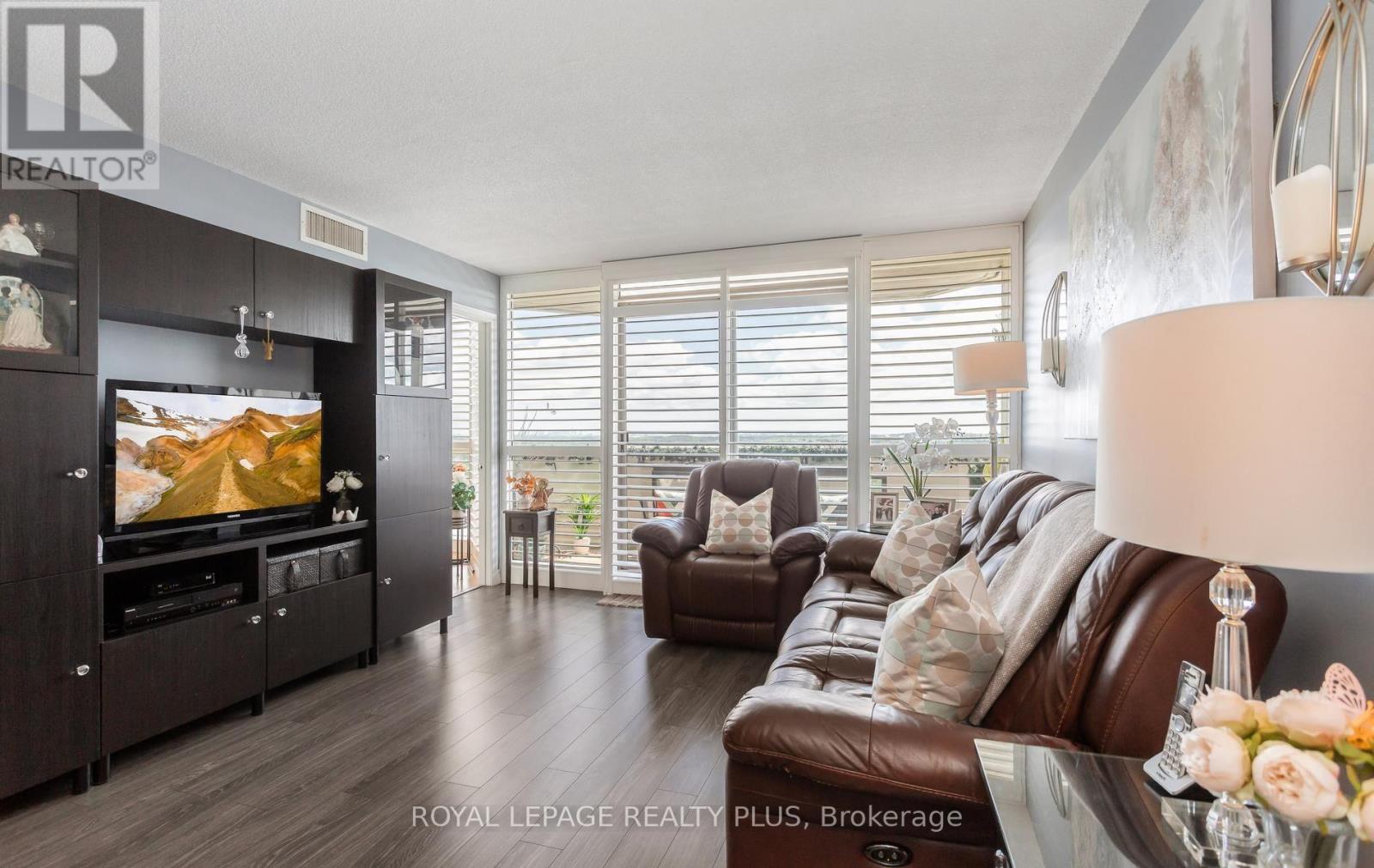 1610 - 20 Mcfarlane Drive, Halton Hills (Georgetown), Ontario  L7G 5J8 - Photo 12 - W13691718