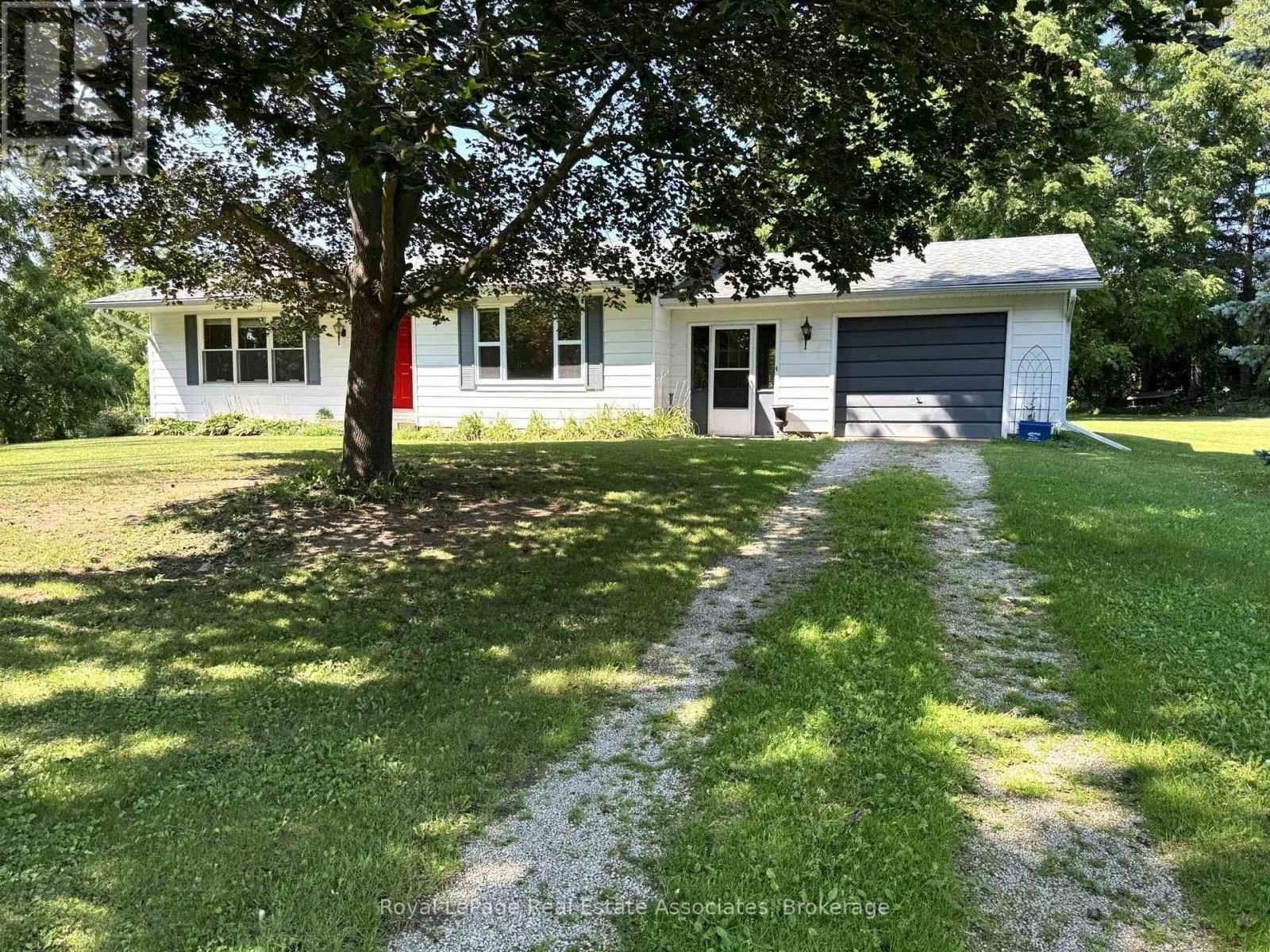 11674 Fifth Line, Halton Hills (Rural Halton Hills), Ontario  L0P 1H0 - Photo 1 - W13691822