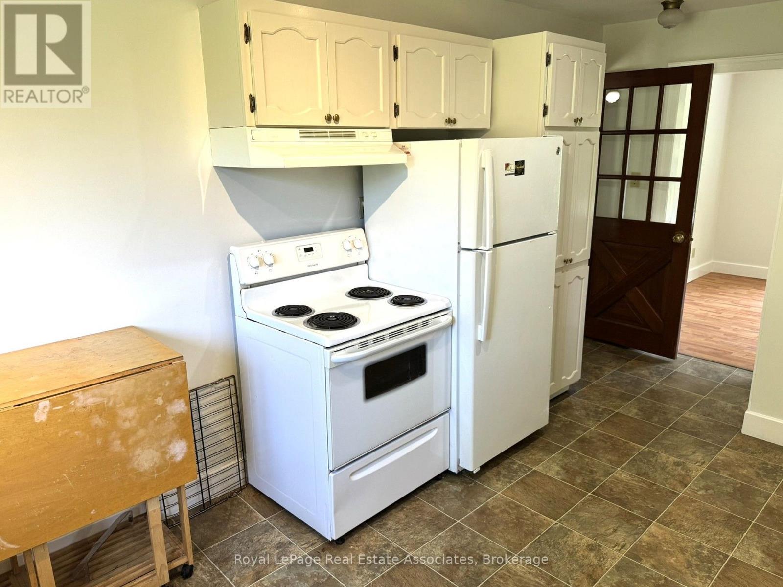 11674 Fifth Line, Halton Hills (Rural Halton Hills), Ontario  L0P 1H0 - Photo 10 - W13691822
