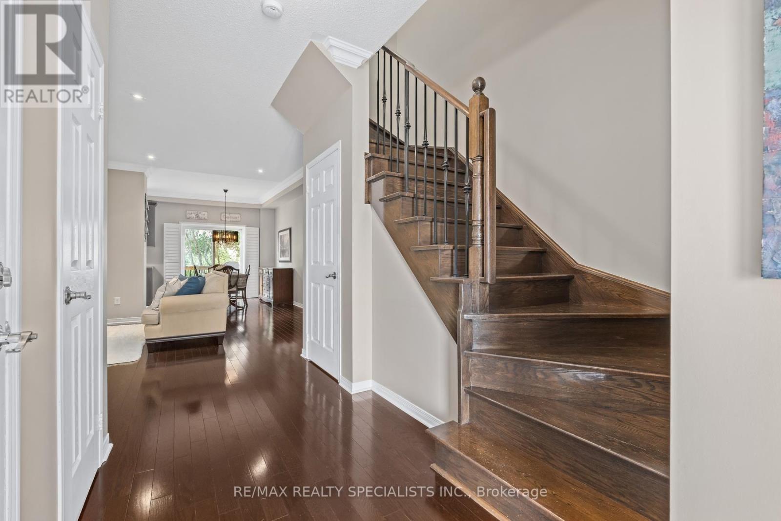 28 Chetholme Place, Halton Hills (Georgetown), Ontario  L7G 0E1 - Photo 18 - W13692100