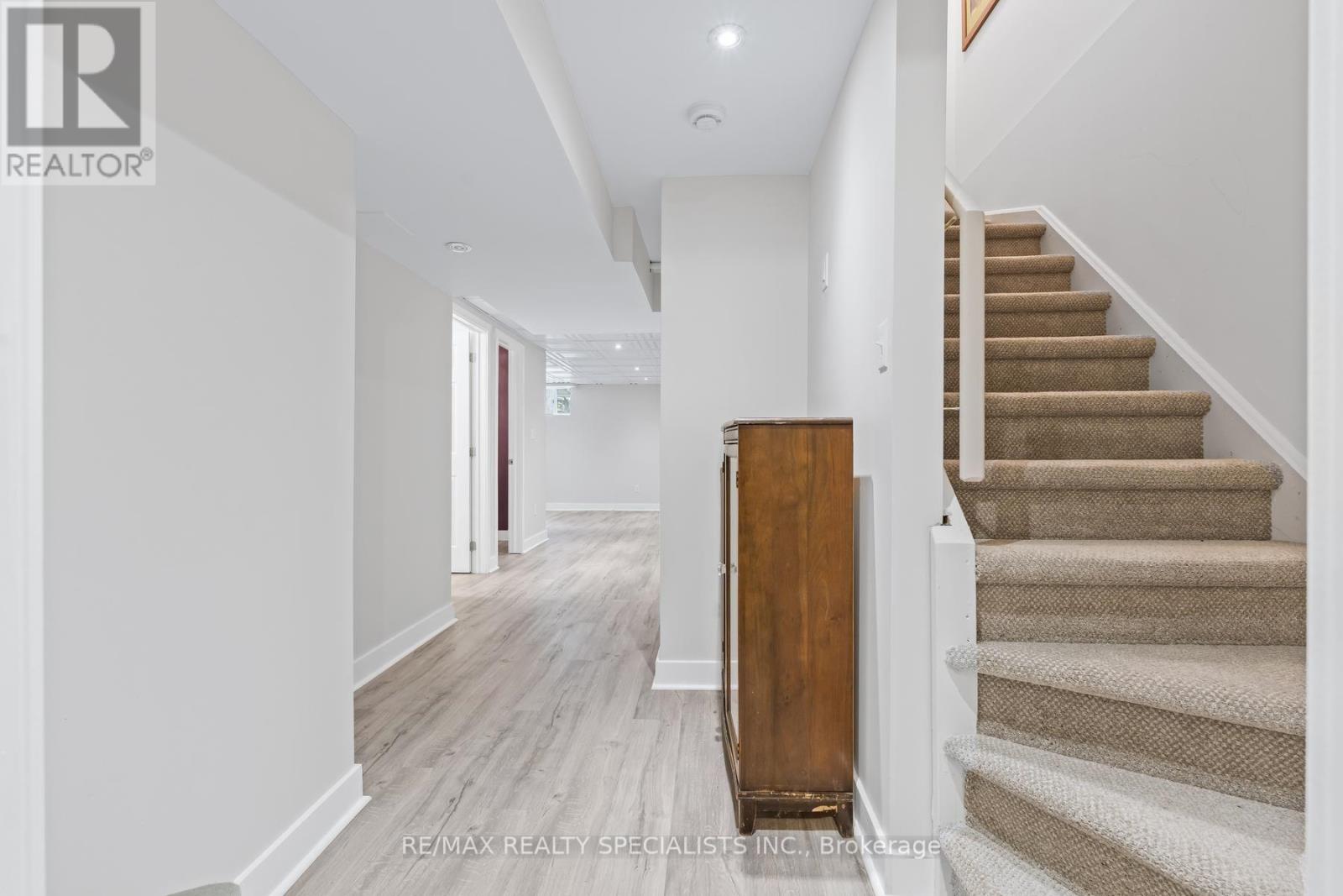 28 Chetholme Place, Halton Hills (Georgetown), Ontario  L7G 0E1 - Photo 28 - W13692100