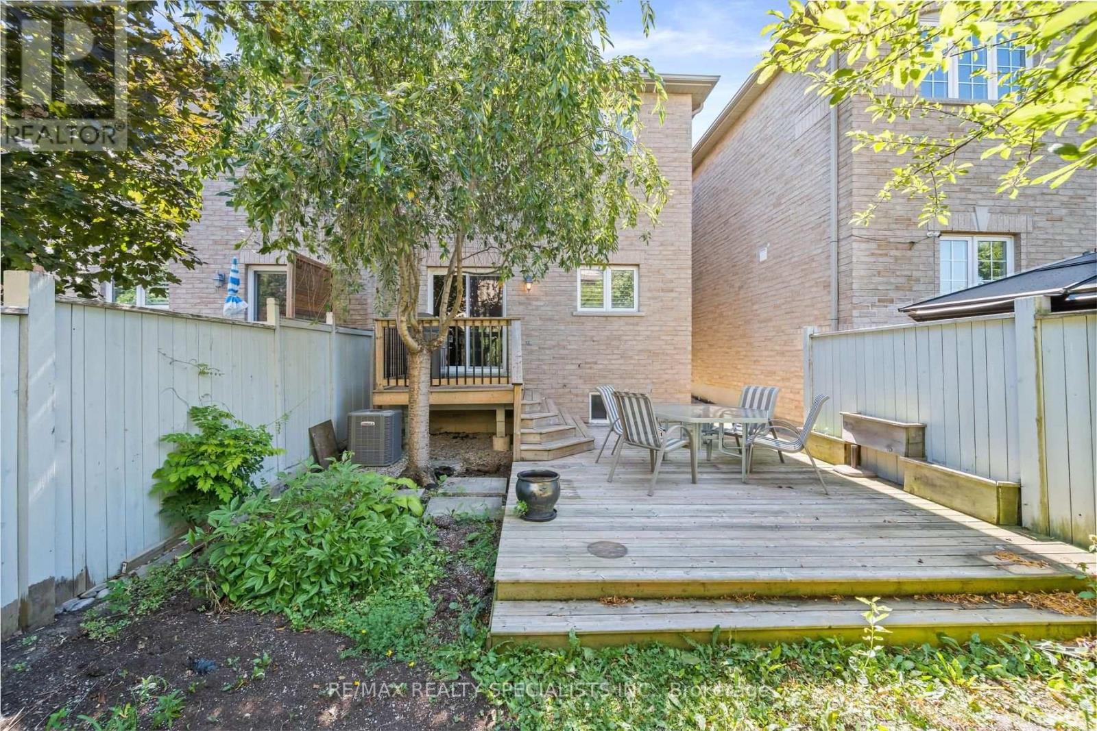 28 Chetholme Place, Halton Hills (Georgetown), Ontario  L7G 0E1 - Photo 37 - W13692100