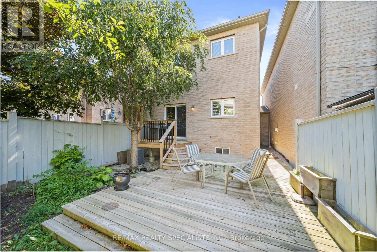 28 Chetholme Place, Halton Hills (Georgetown), Ontario  L7G 0E1 - Photo 38 - W13692100
