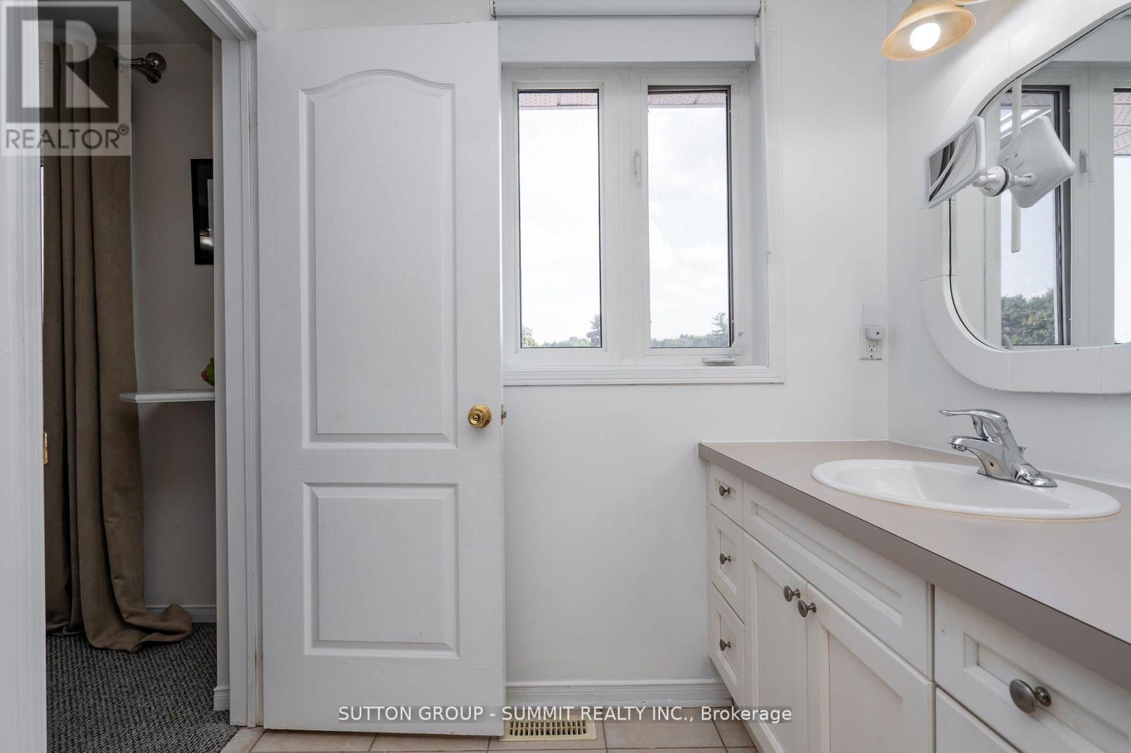 103 John Street, Halton Hills (Georgetown), Ontario  L7G 5A2 - Photo 36 - W13693864