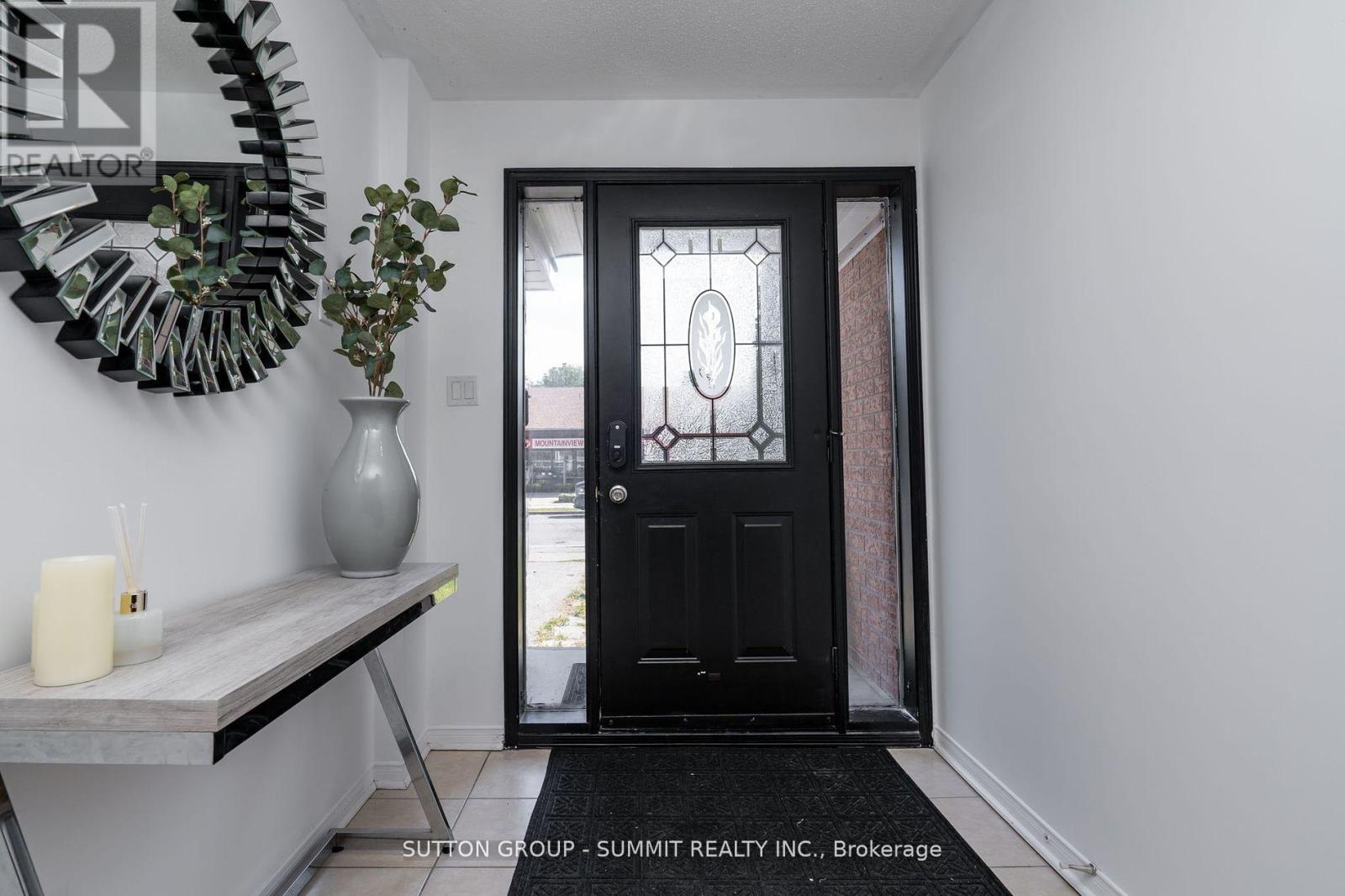 103 John Street, Halton Hills (Georgetown), Ontario  L7G 5A2 - Photo 5 - W13693864