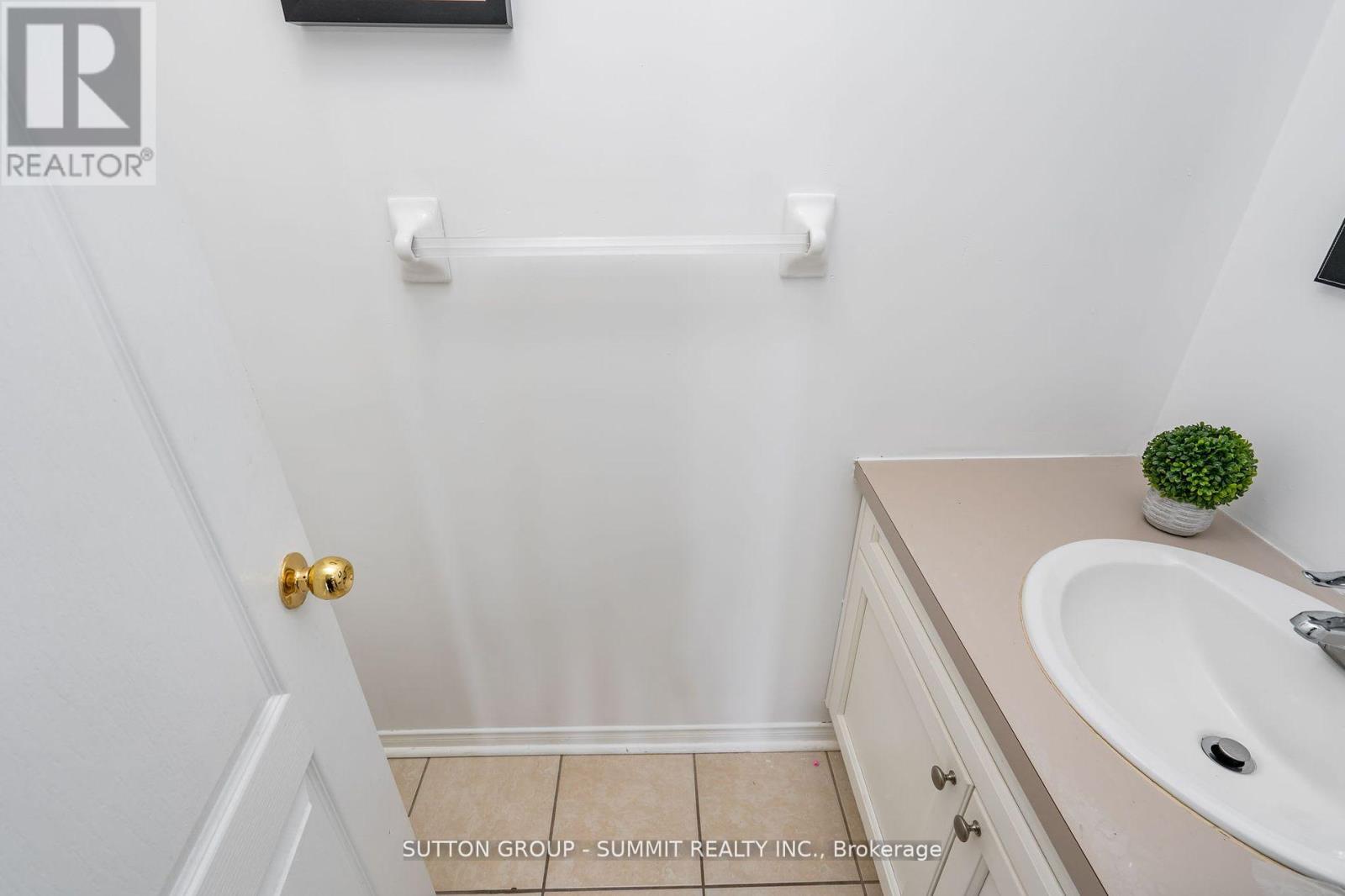 103 John Street, Halton Hills (Georgetown), Ontario  L7G 5A2 - Photo 7 - W13693864