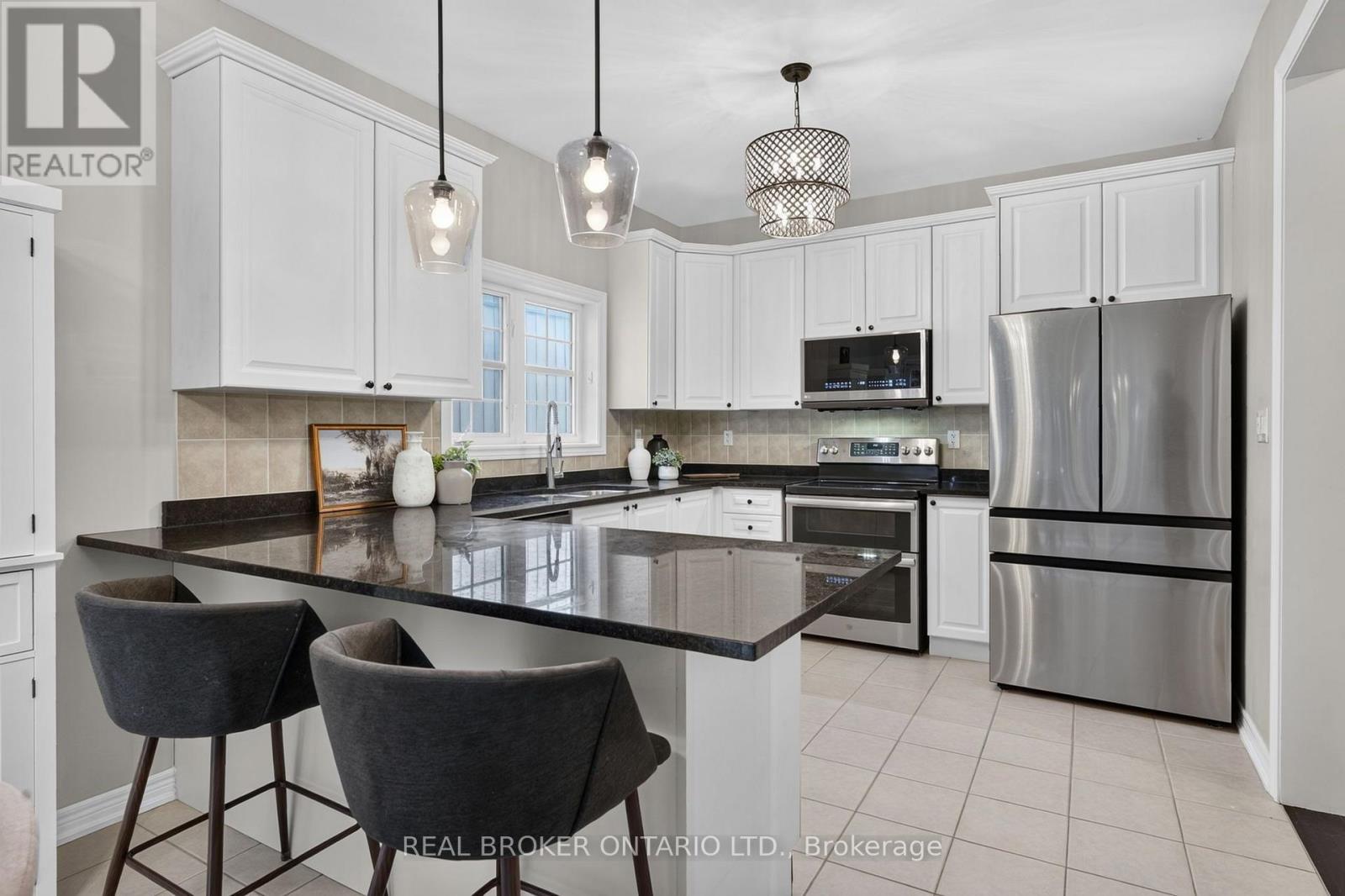 60 Meadowglen Boulevard, Halton Hills (Georgetown), Ontario  L7G 0B7 - Photo 13 - W13694782