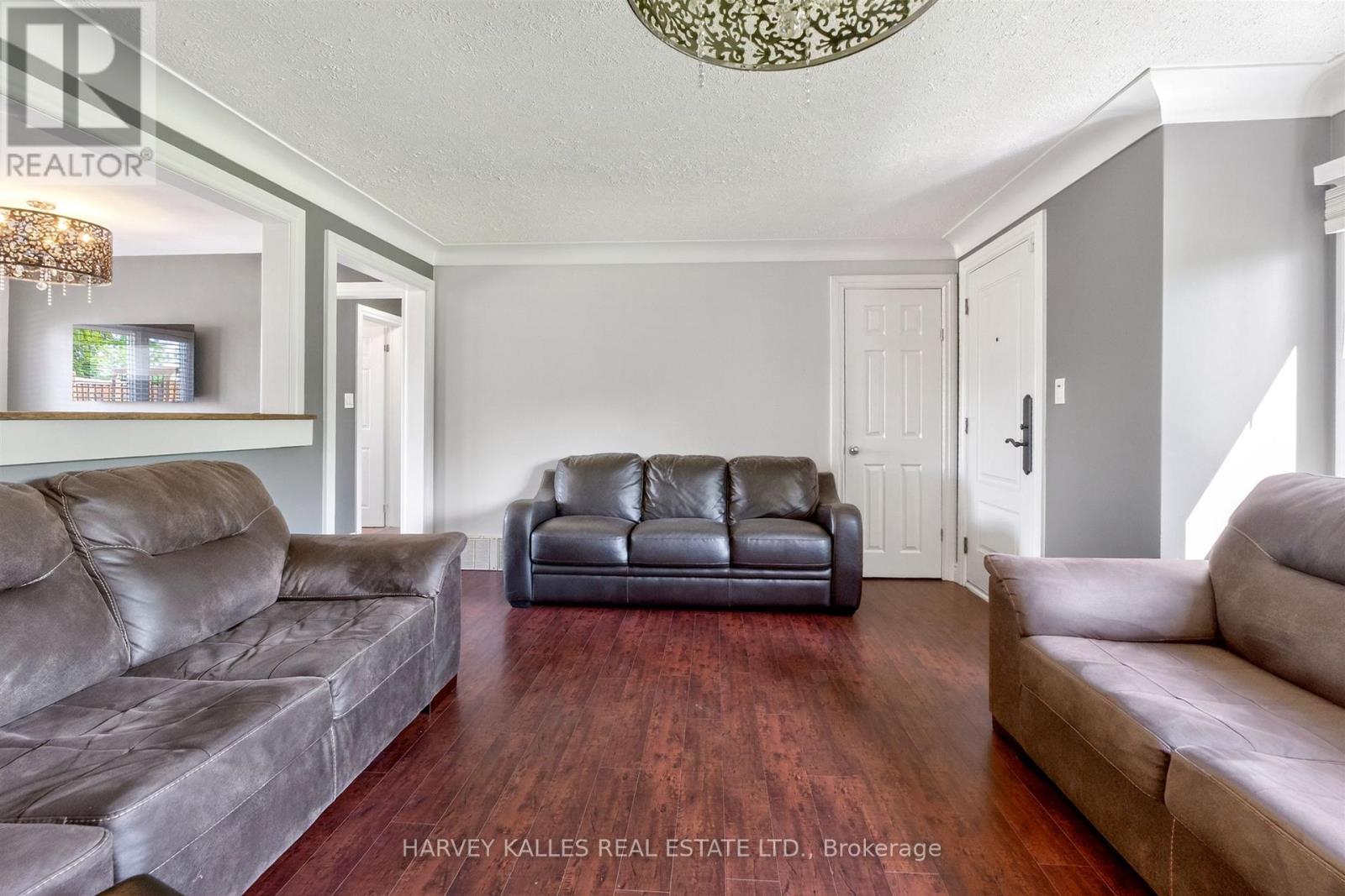 7566 Sixth Line, Milton (Tr Rural Trafalgar), Ontario  L0P 1E0 - Photo 4 - W13694996